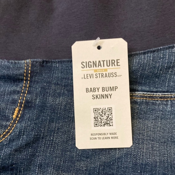 NWT Signature by Levi Maternity Baby Skinny Jeans Pull On Denim - Picture 4 of 9